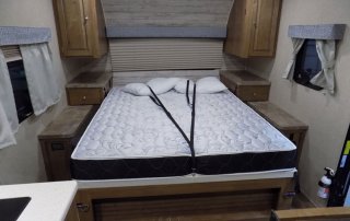 2018 ROCKWOOD MINI 2306 2106