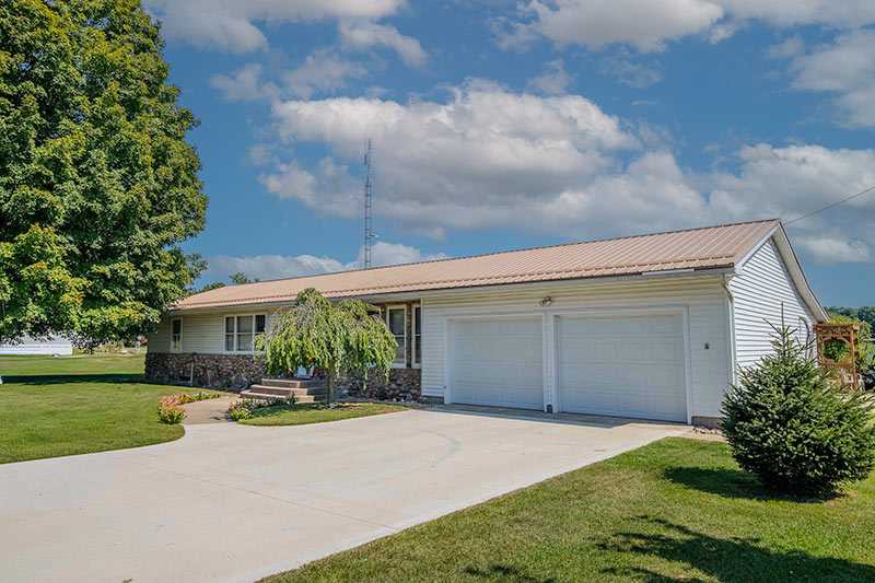 LaGrange, Indiana home and property for auction